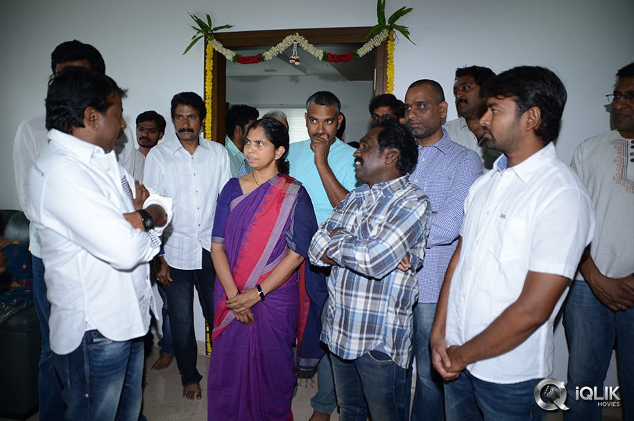 Dikkulu-Choodaku-Ramayya-Movie-Opening